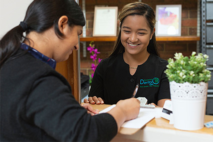 greeting-patient-dandenong-dental